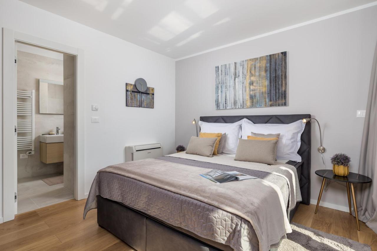 Luxury City Center Apartment -50M To The Sea Οπατία Εξωτερικό φωτογραφία